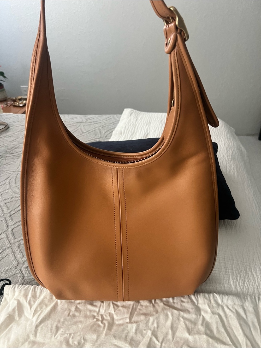 Coach Tan Leather Hobo Bag - Picture 3 of 6